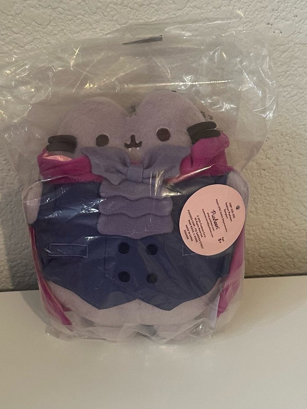 Pusheen label vampire plush